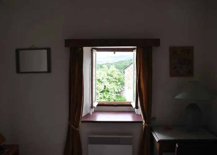 Maison Vedrines Saint Loup Cantal * Montchamp (Cantal)